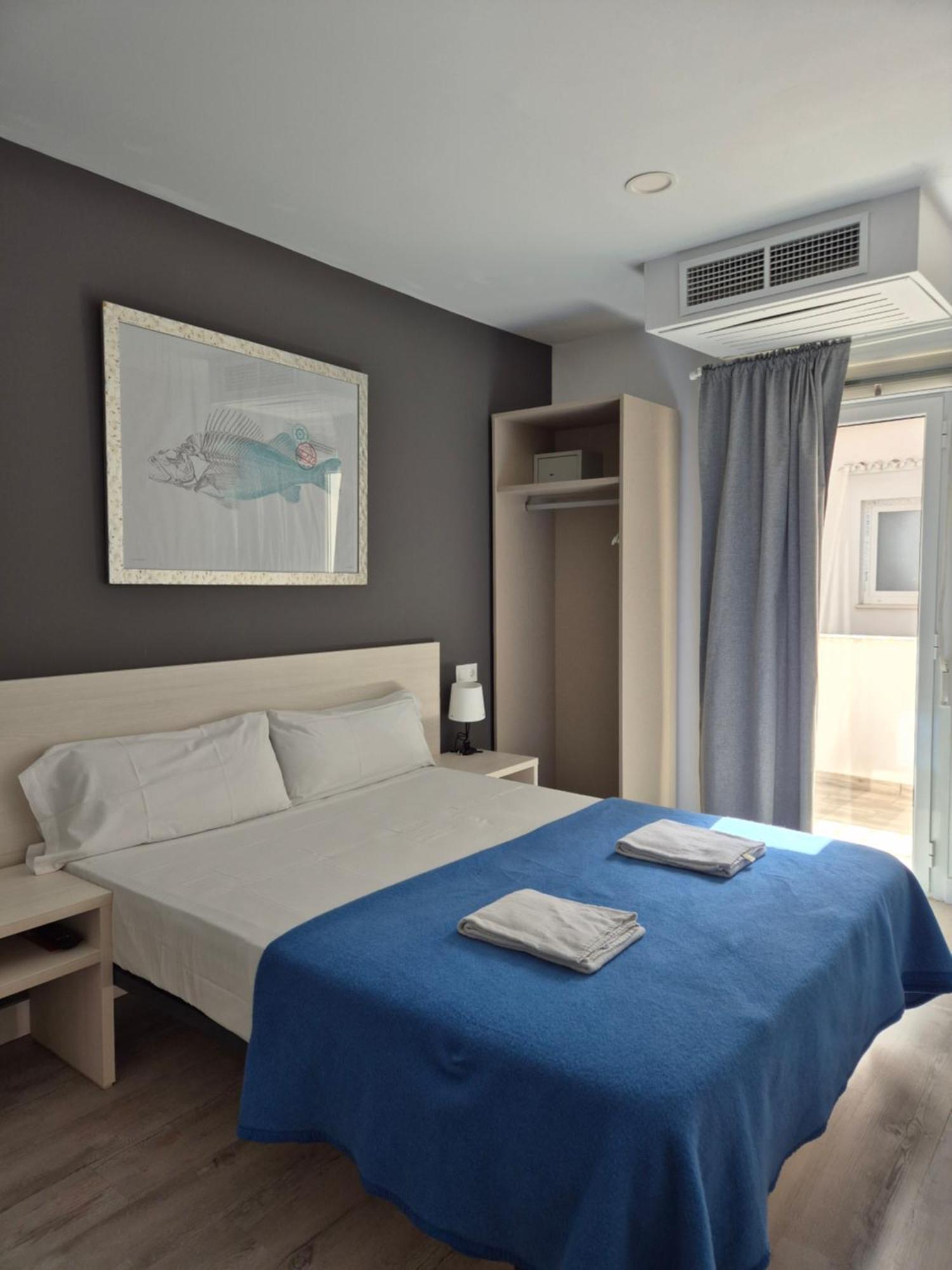 Blu Hostal Diana Port de Alcudia  Exteriör bild