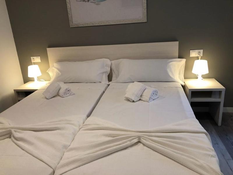 Blu Hostal Diana Port de Alcudia  Exteriör bild